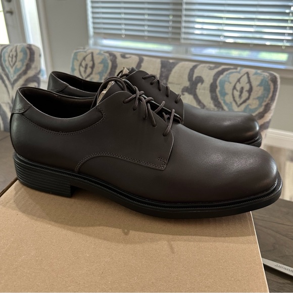 NIB Rockport Margin Oxford Size 12 Chocolate Brown Leather Upper Shoes
